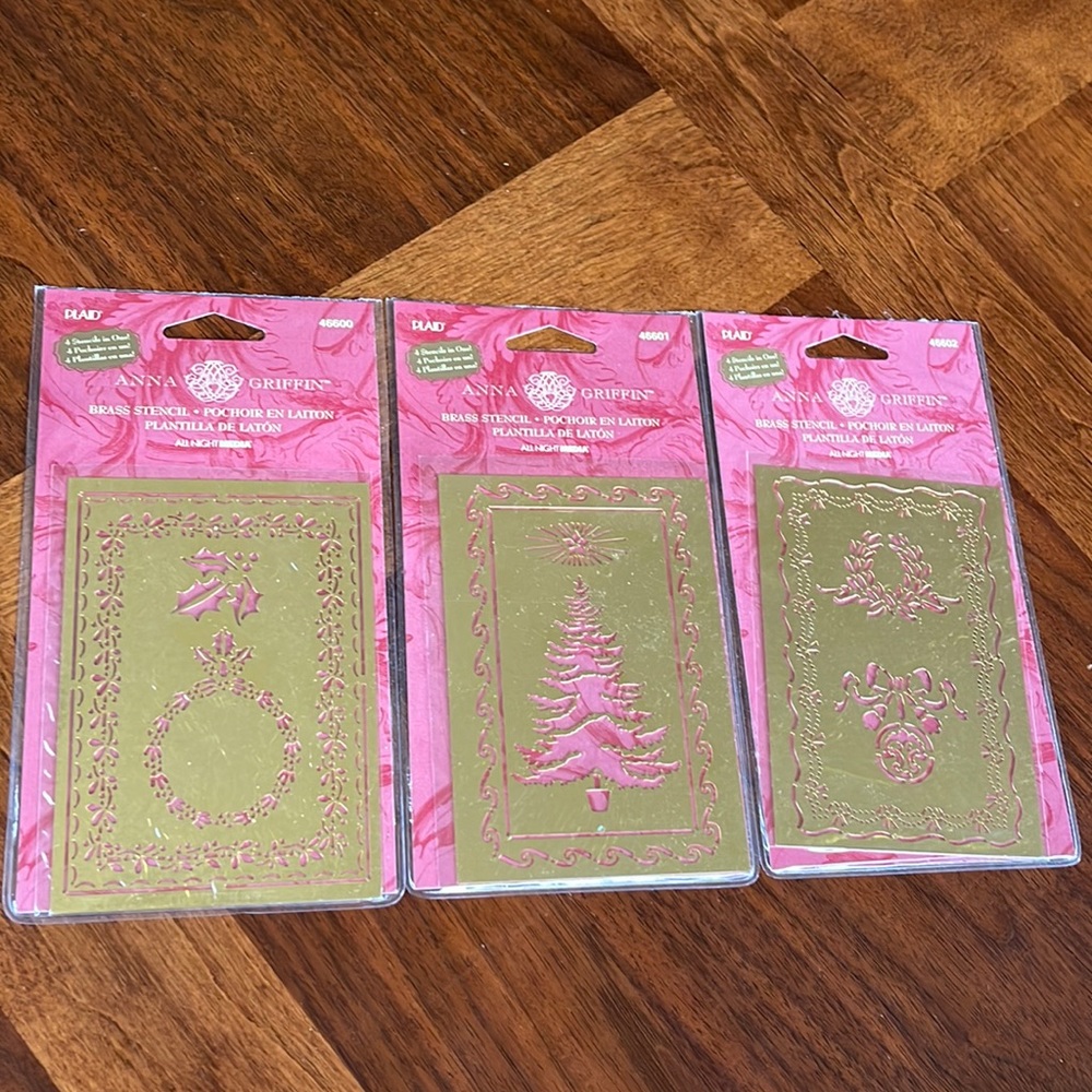 NEVER OPENED SET OF 3 ANNA GRIFFIN BRASS STENCILS HOLIDAY THEME
